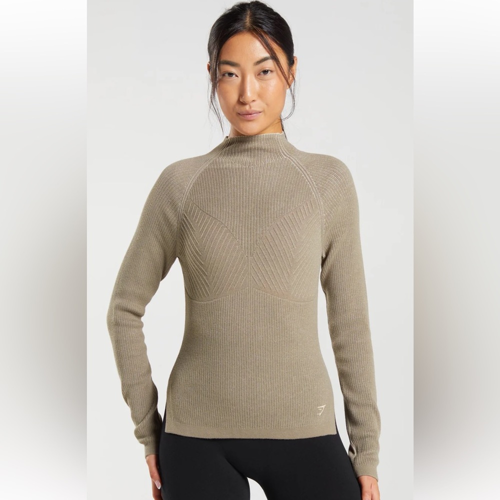 NWOT Gymshark Pause Knitwear LS Mockneck Bodycon Top Tan M